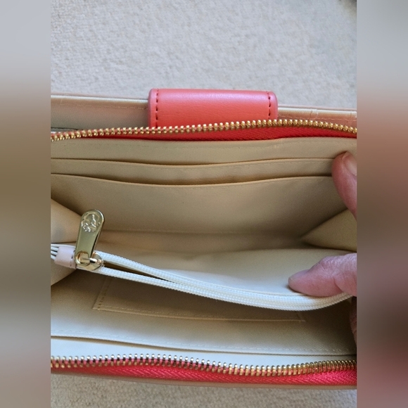 Spartina 449, Hilton Head Yacht Club Wallet, Navy/Cream/Coral - Picture 5 of 9